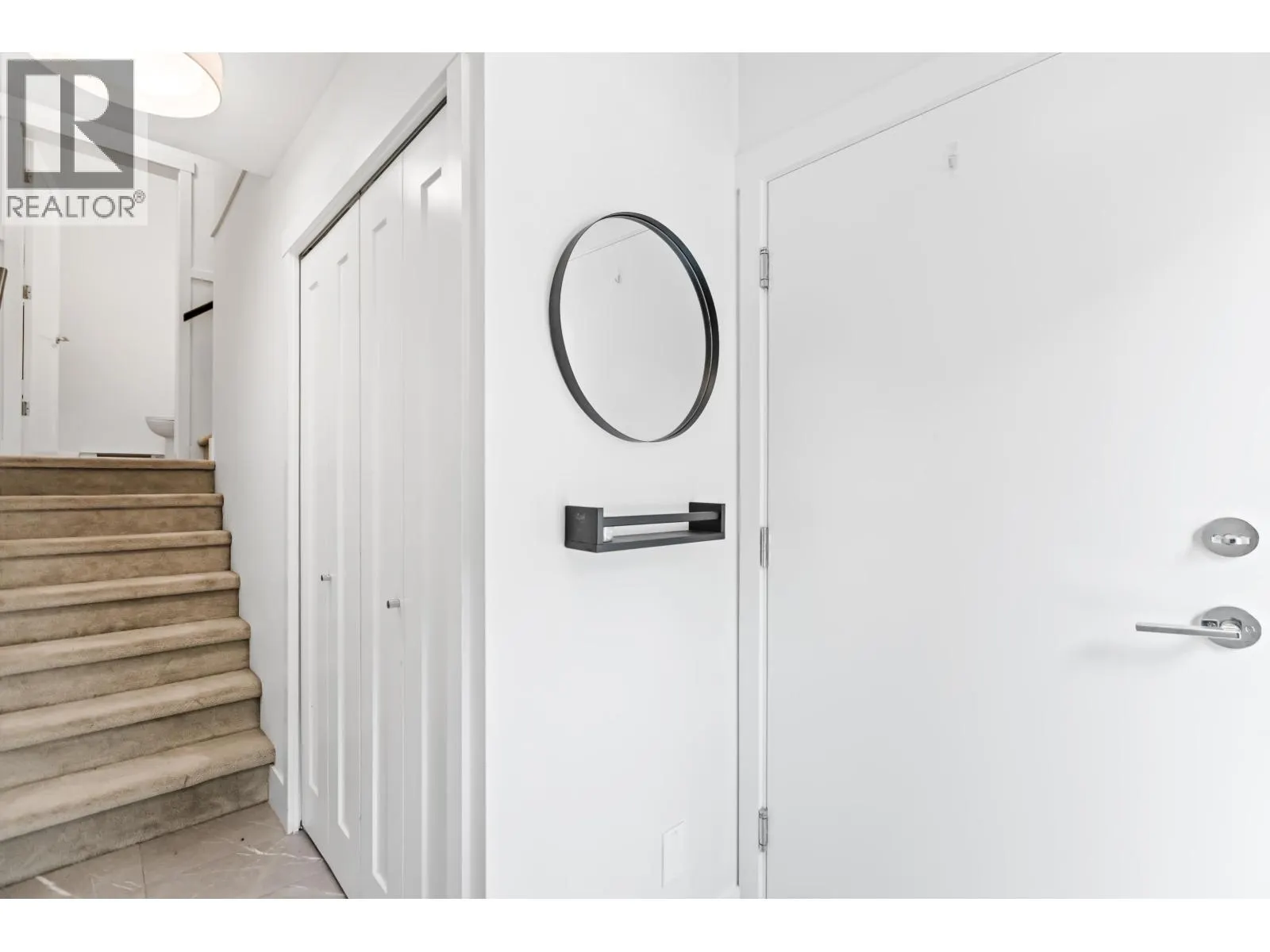74 24076 112 AVENUE