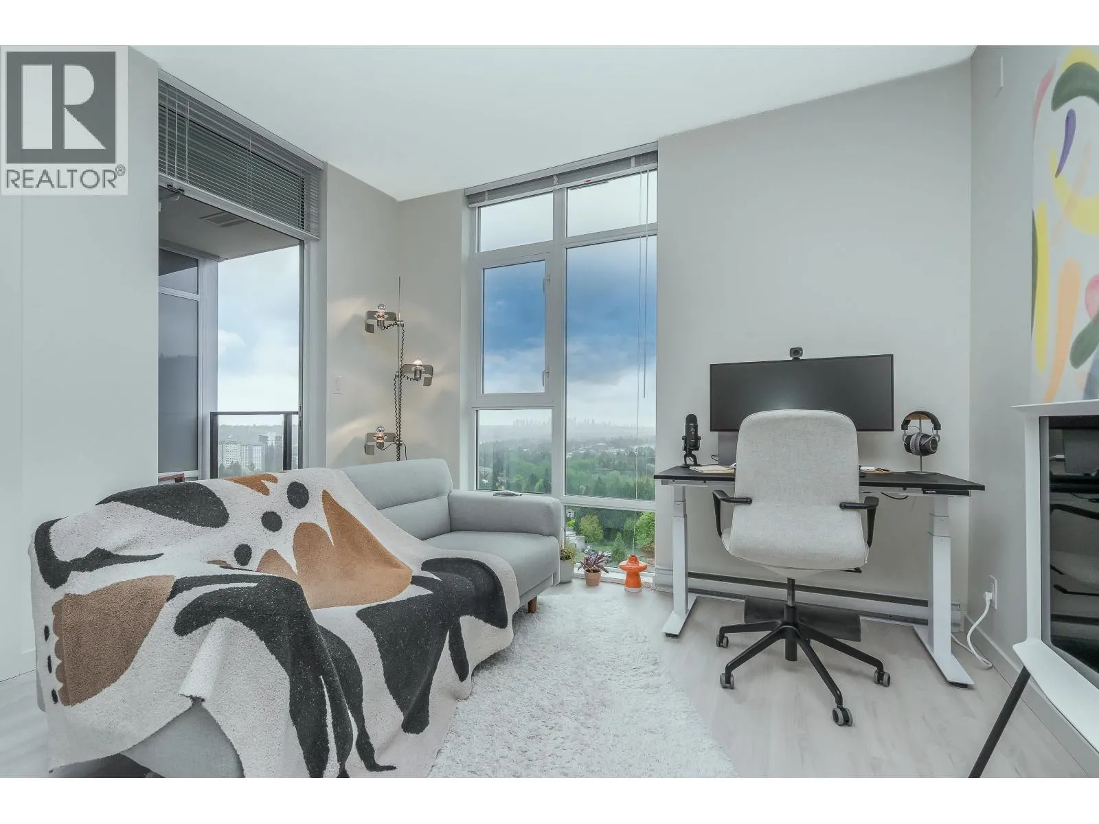 1303 691 NORTH ROAD