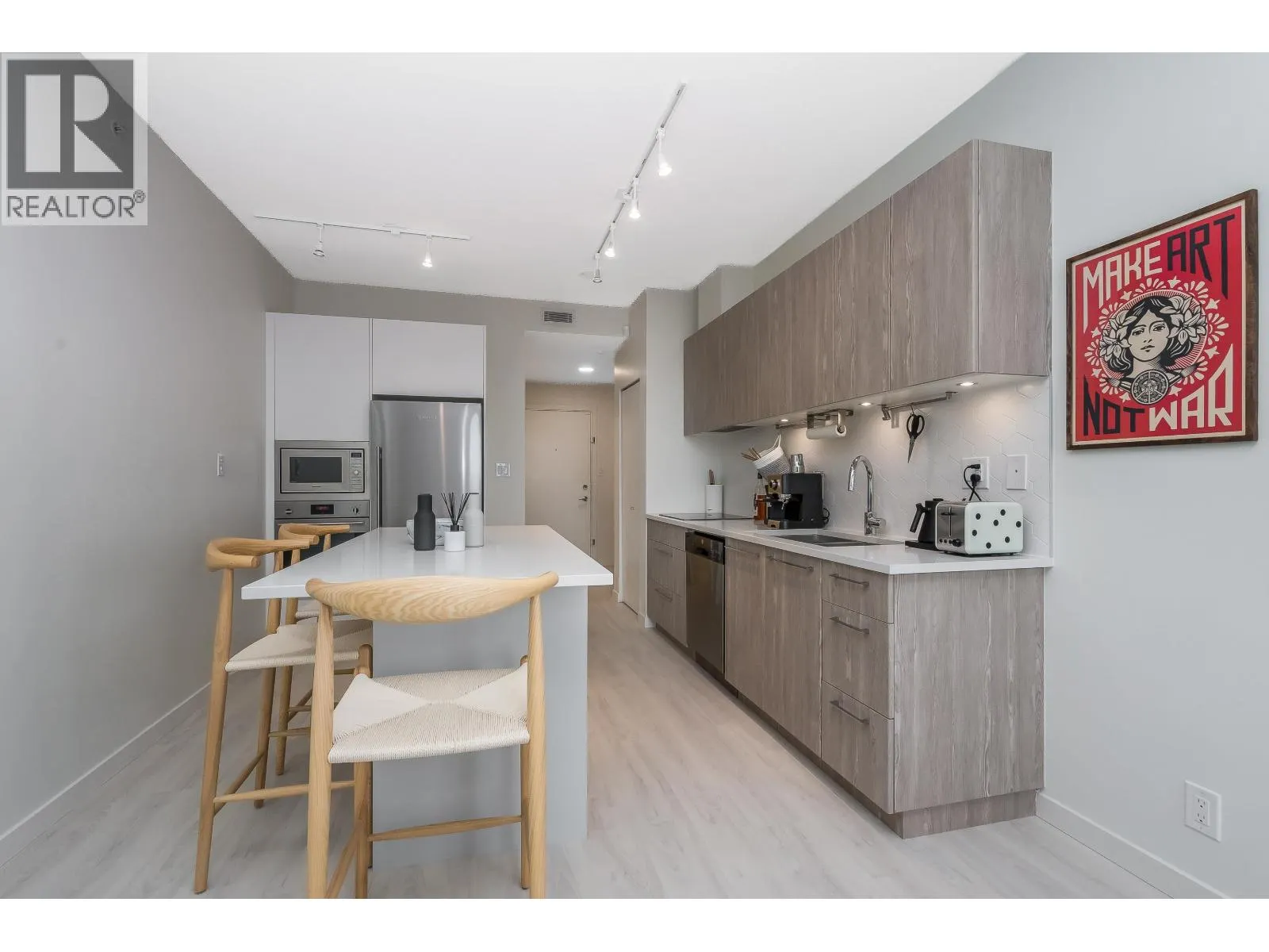 1303 691 NORTH ROAD