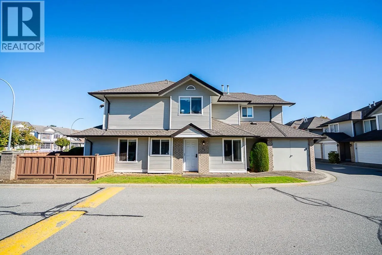 52 1370 RIVERWOOD GATE