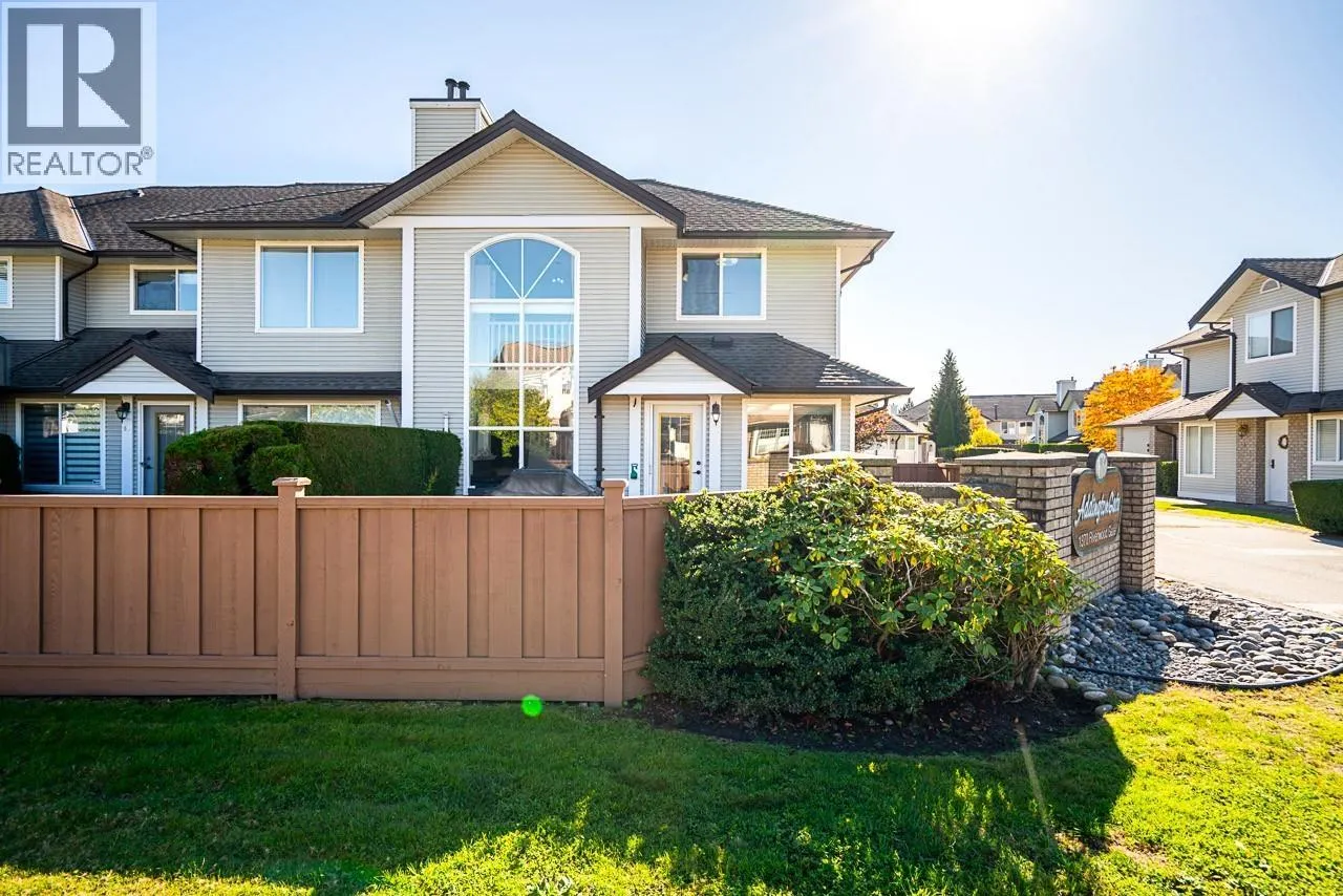 52 1370 RIVERWOOD GATE