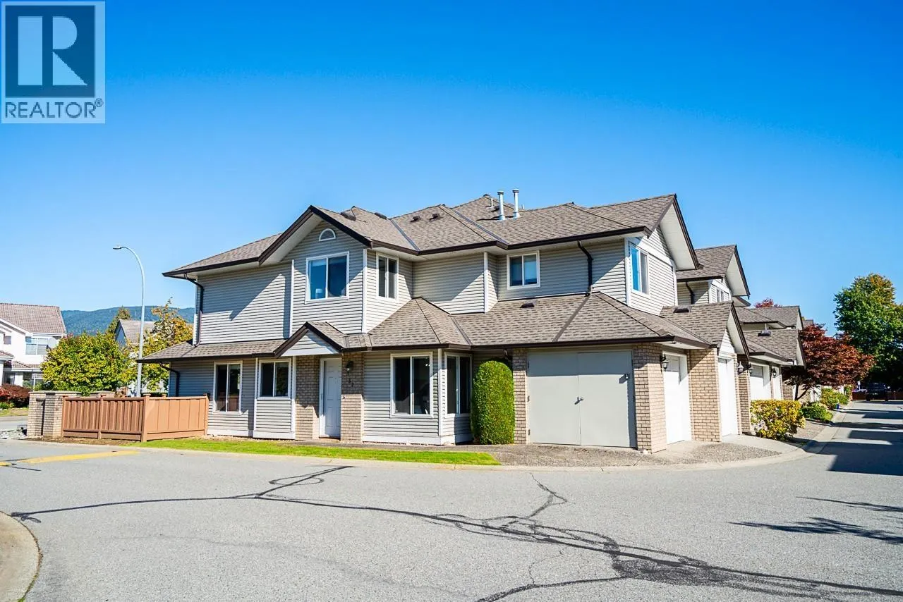 52 1370 RIVERWOOD GATE
