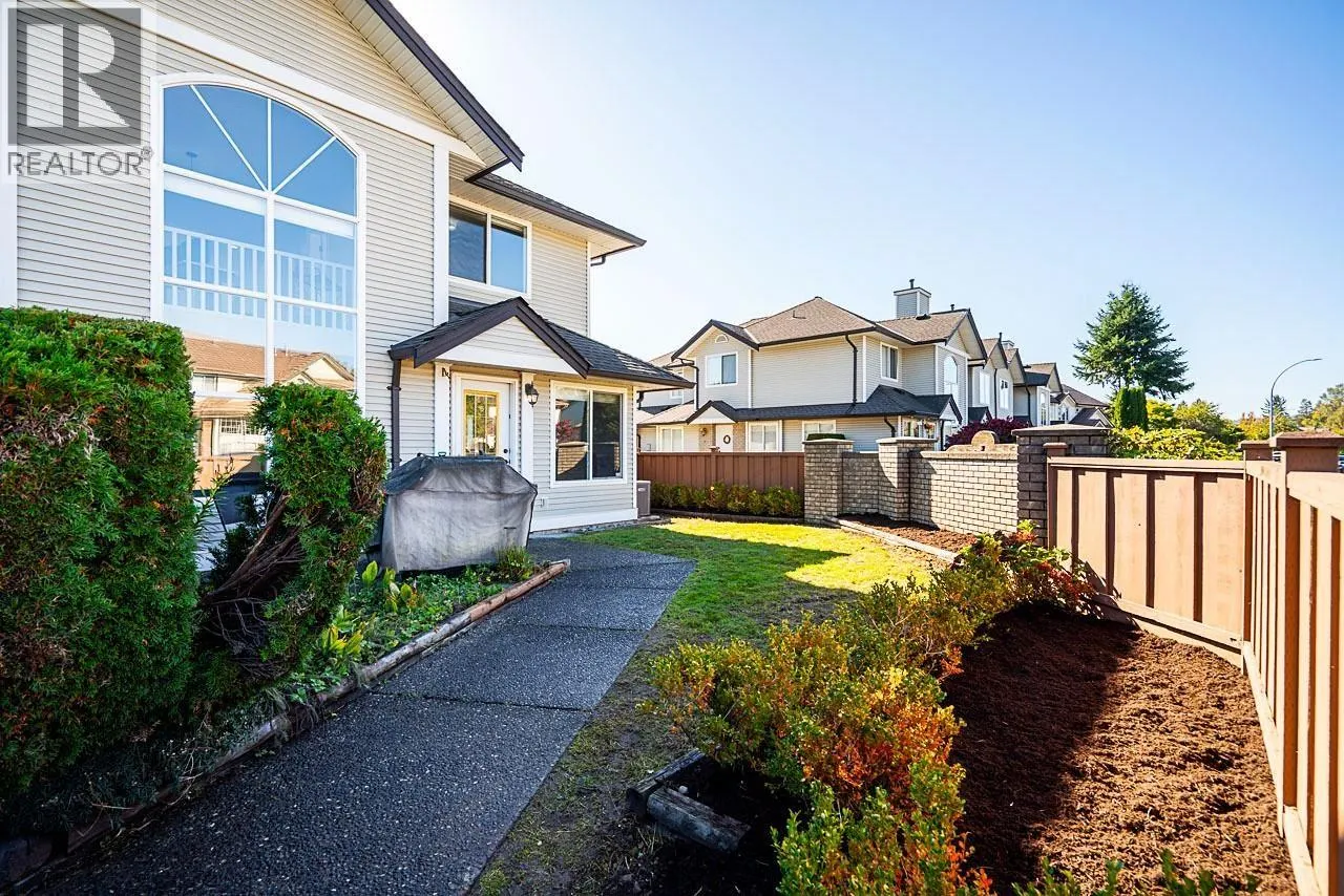 52 1370 RIVERWOOD GATE