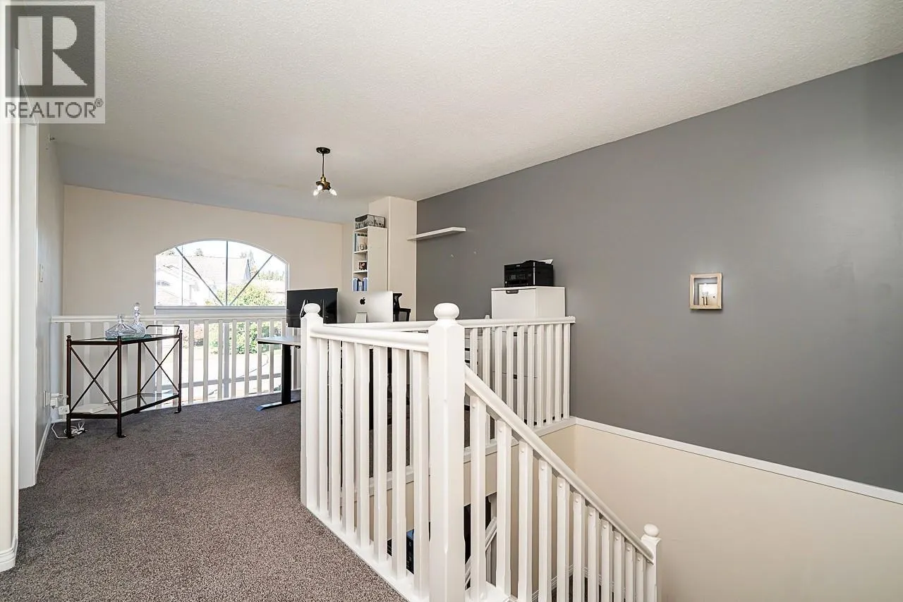 52 1370 RIVERWOOD GATE