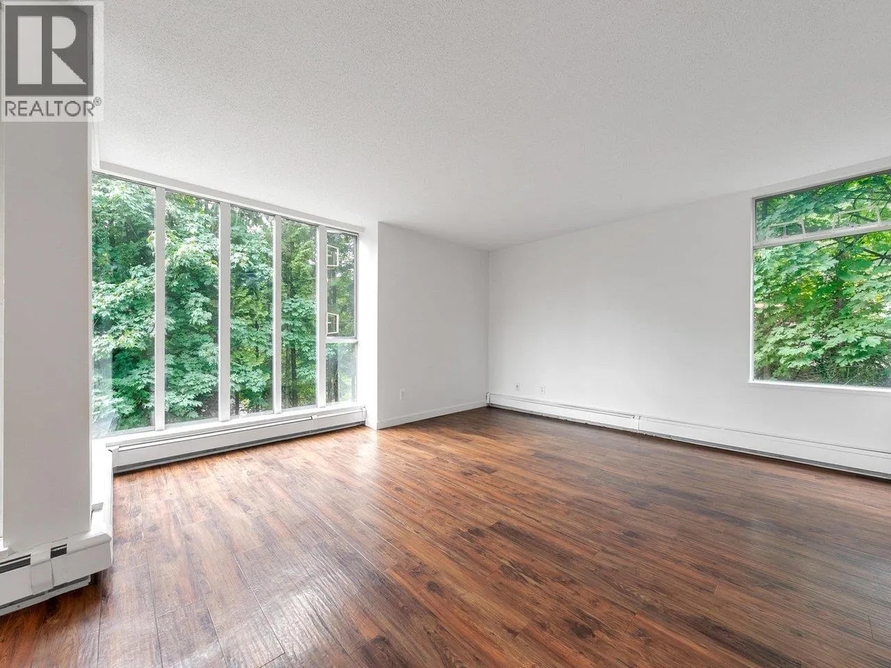 307 3061 E KENT AVENUE NORTH
