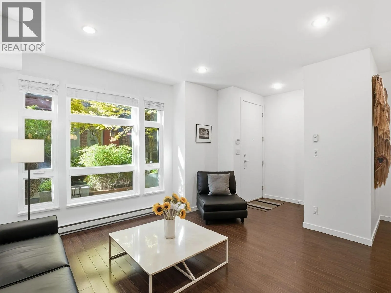 2761 GUELPH STREET