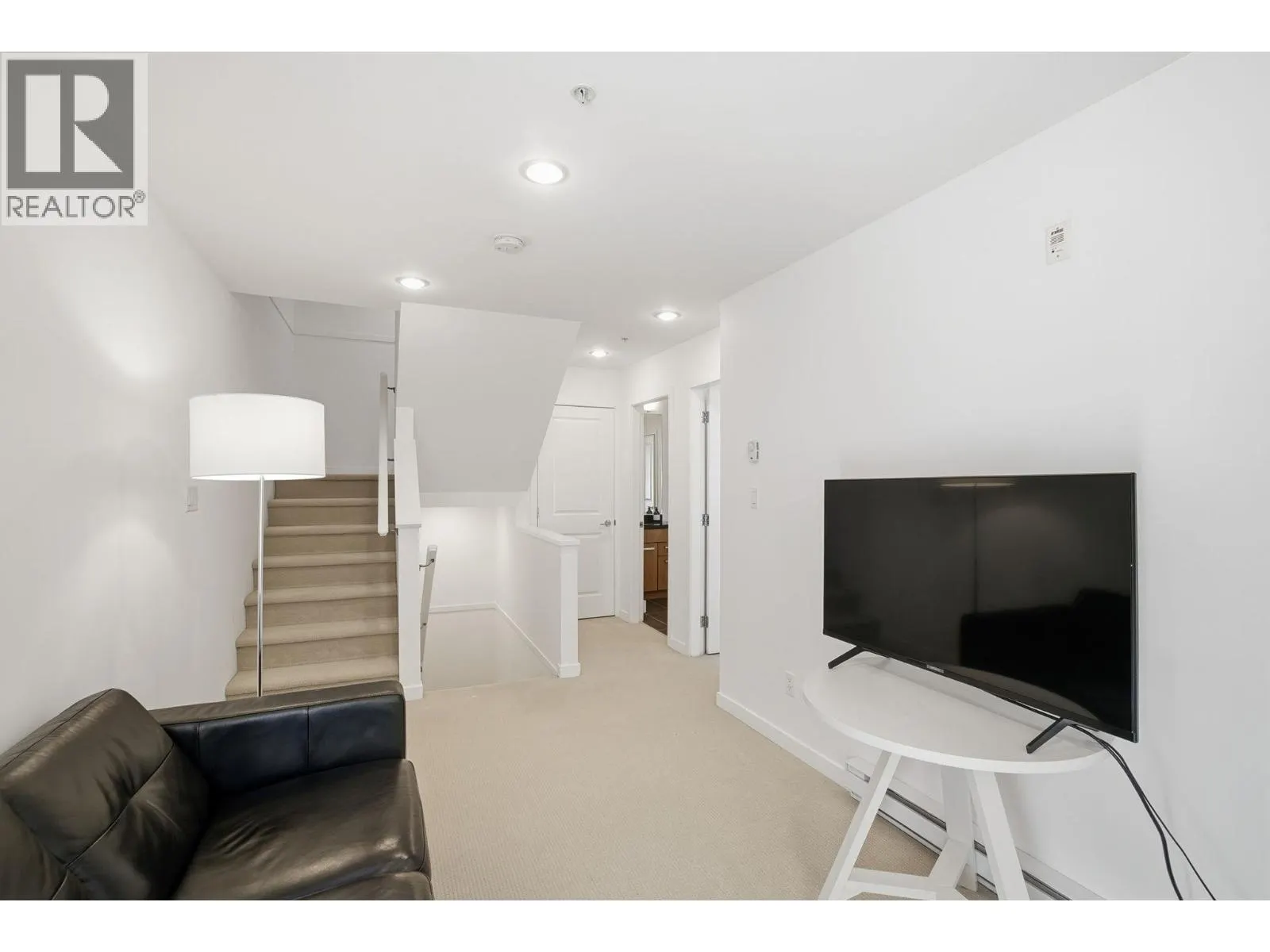 2761 GUELPH STREET
