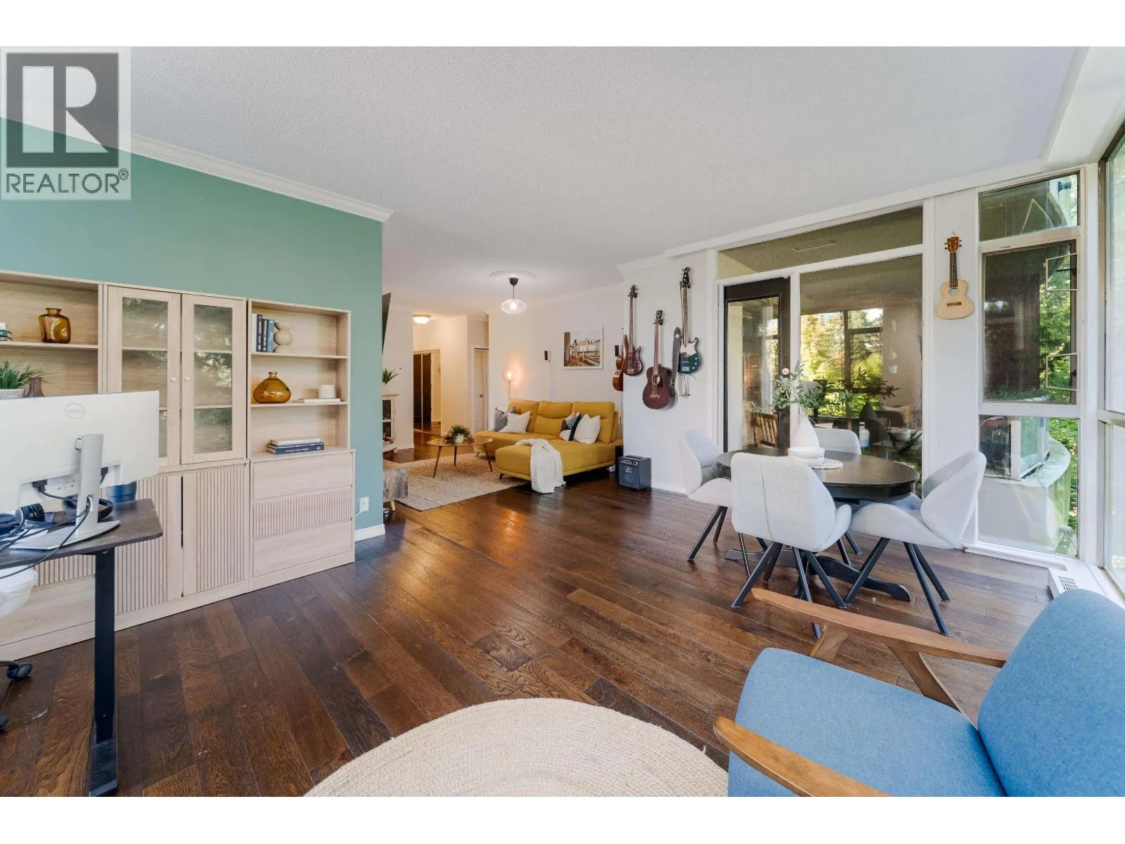 304 6888 STATION HILL DRIVE