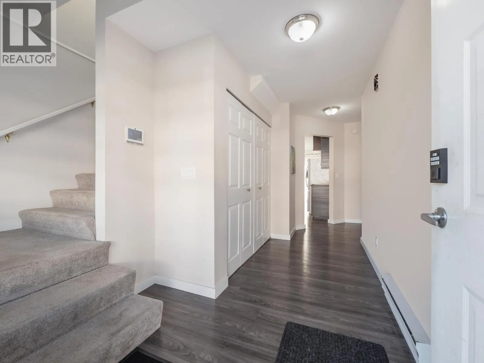 1 765 SCHOOL ROAD