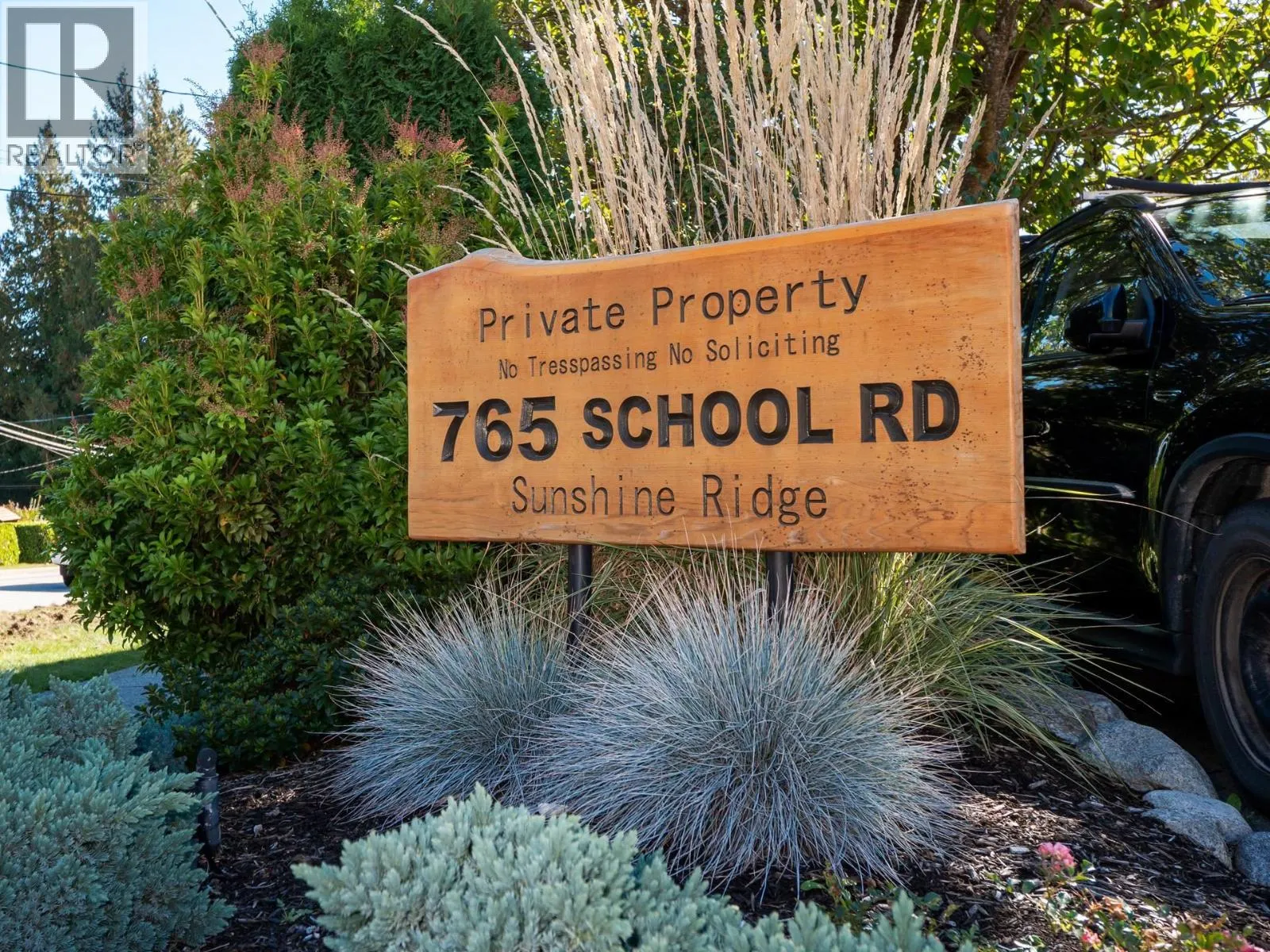 1 765 SCHOOL ROAD