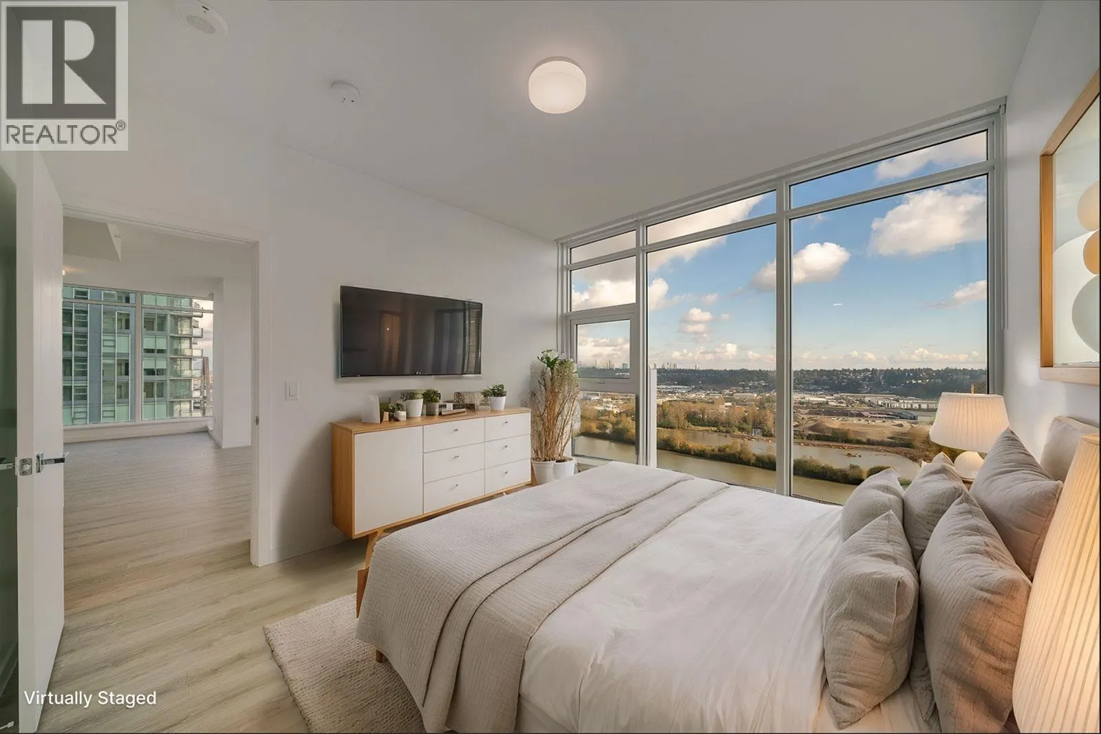 2807 680 QUAYSIDE DRIVE