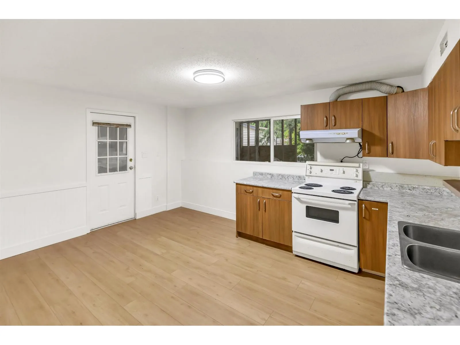 2177 GUILFORD DRIVE
