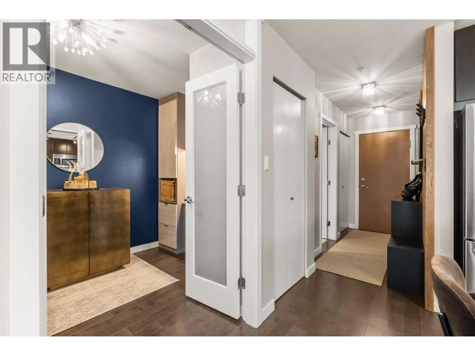 313 701 KLAHANIE DRIVE