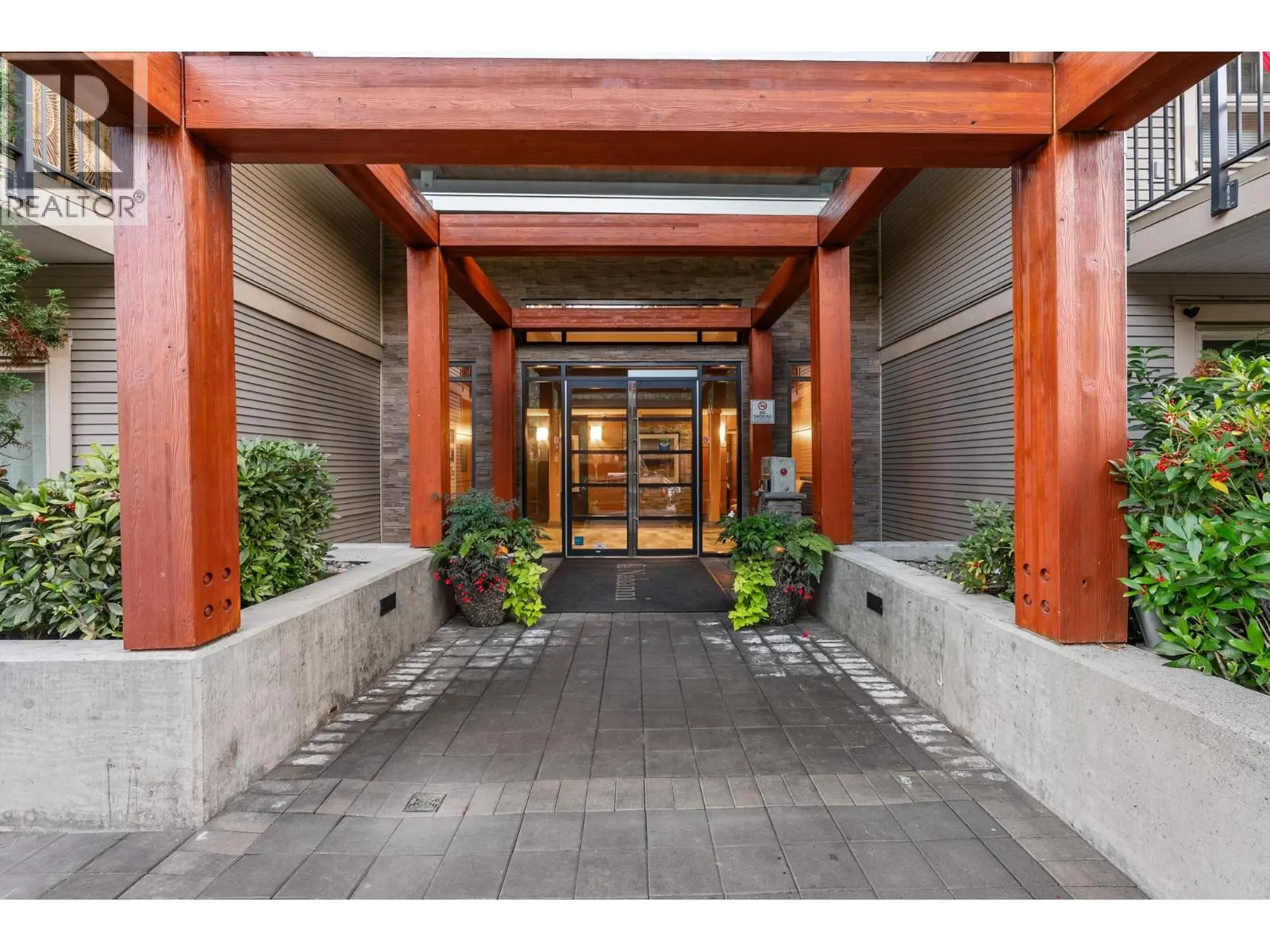 313 701 KLAHANIE DRIVE