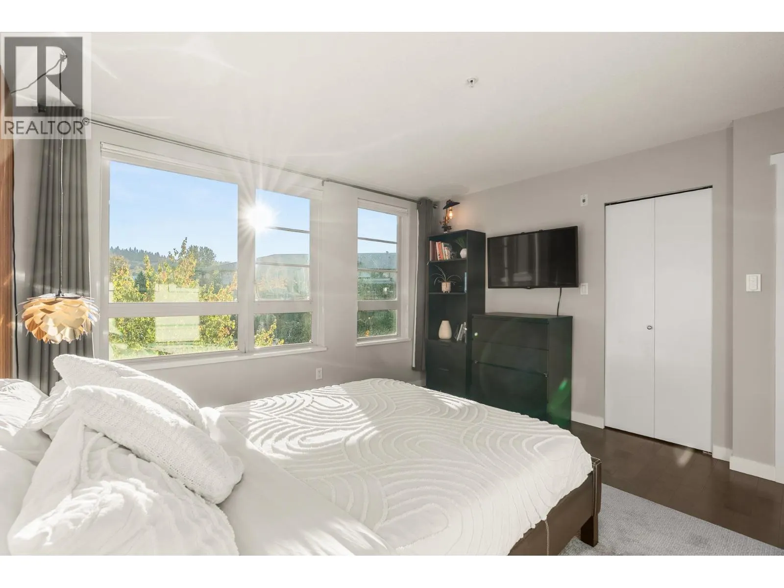 313 701 KLAHANIE DRIVE