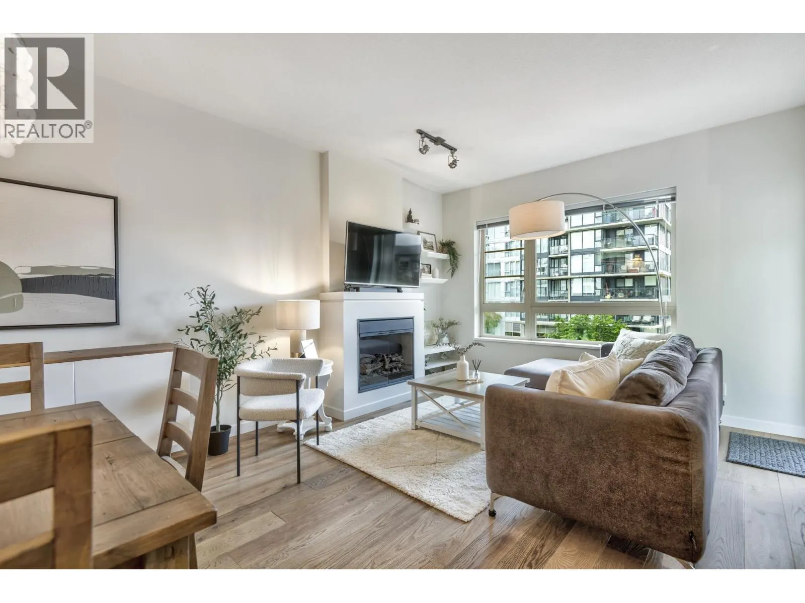 410 701 KLAHANIE DRIVE