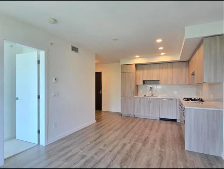 509 13350 CENTRAL AVENUE