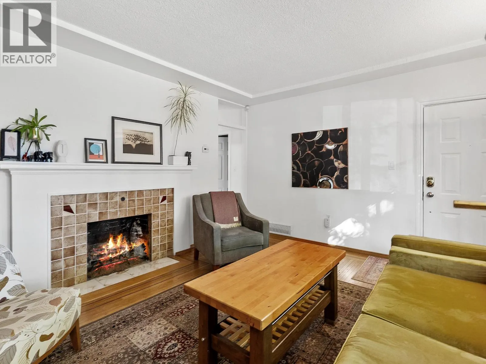 4833 HENRY STREET