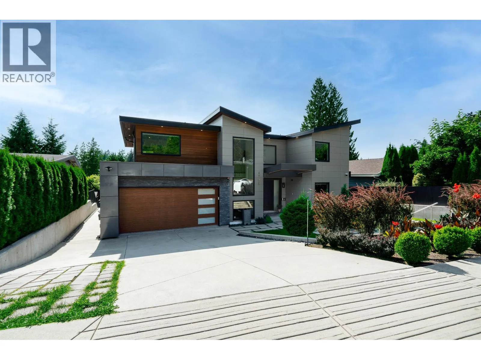 4399 HIGHLAND BOULEVARD