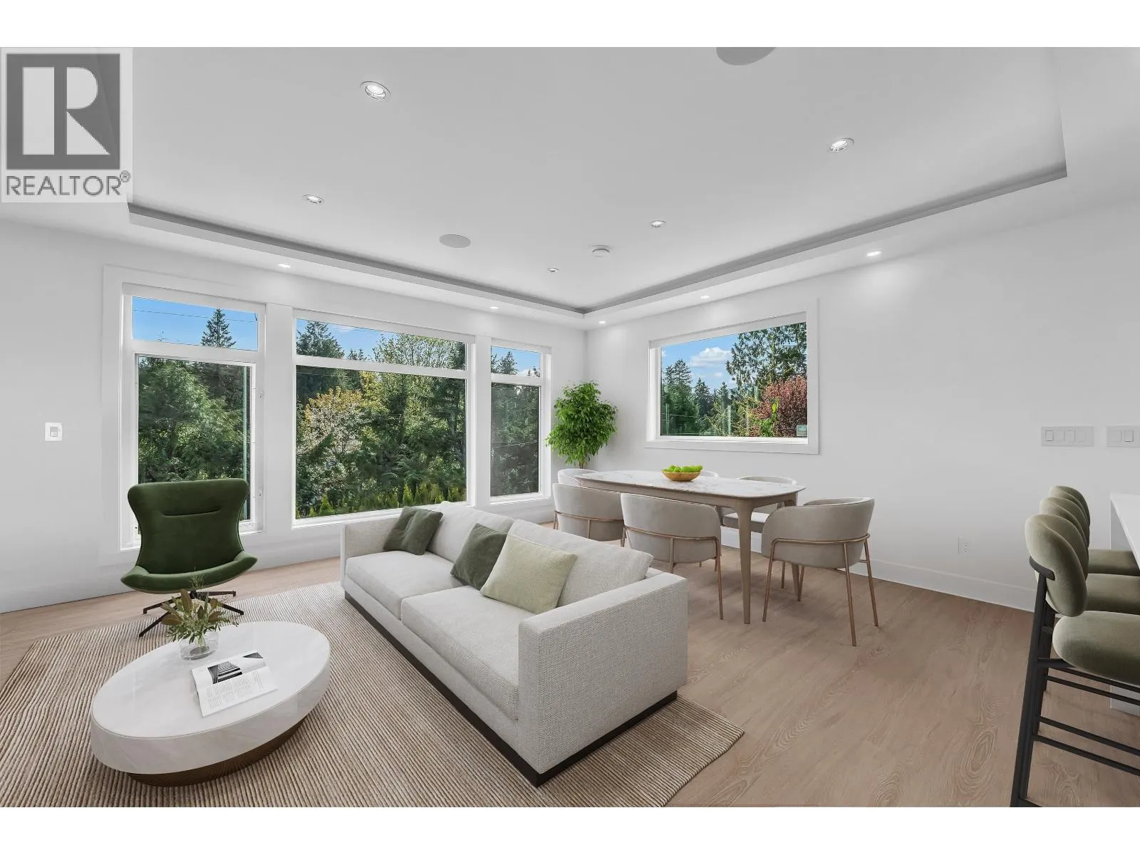 4399 HIGHLAND BOULEVARD
