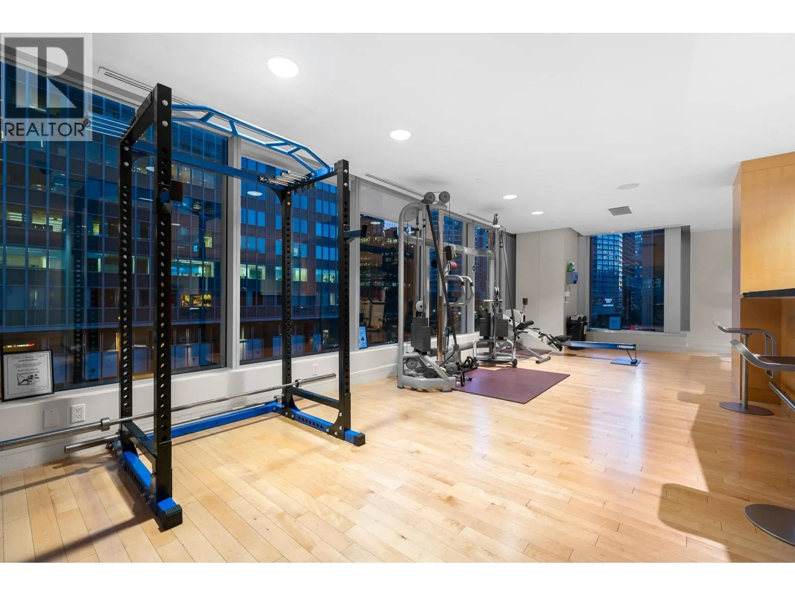 4006 1077 W CORDOVA STREET