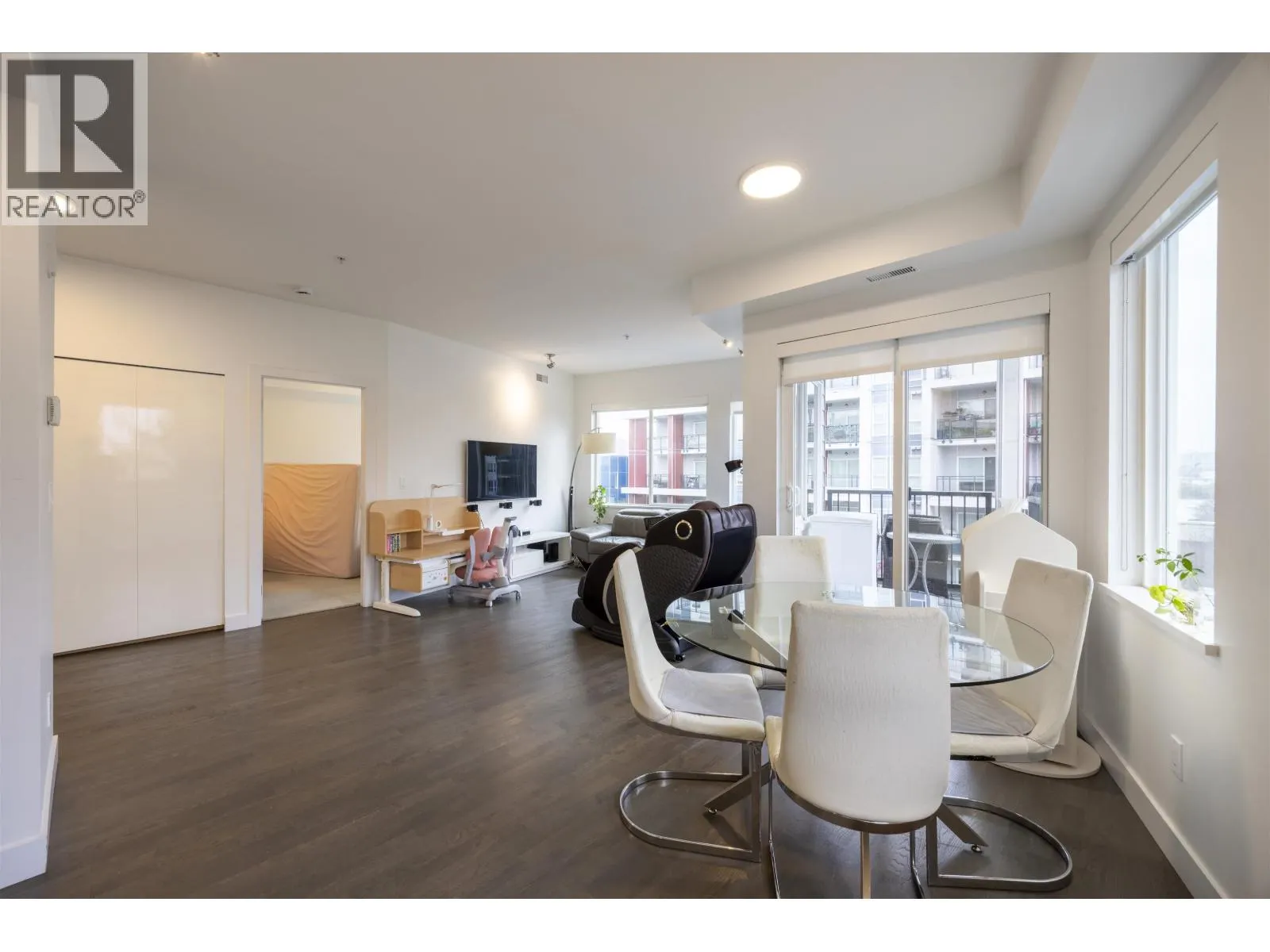 312 10011 RIVER DRIVE