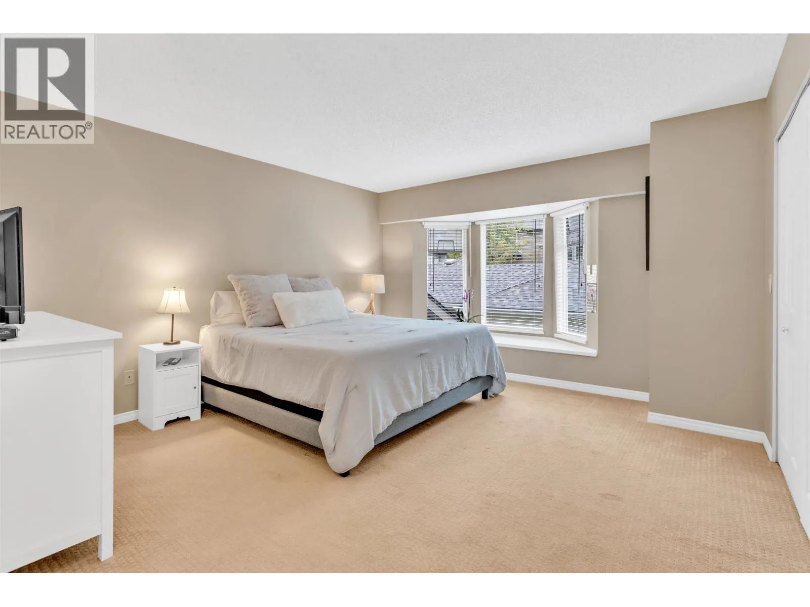 8838 LARKFIELD DRIVE