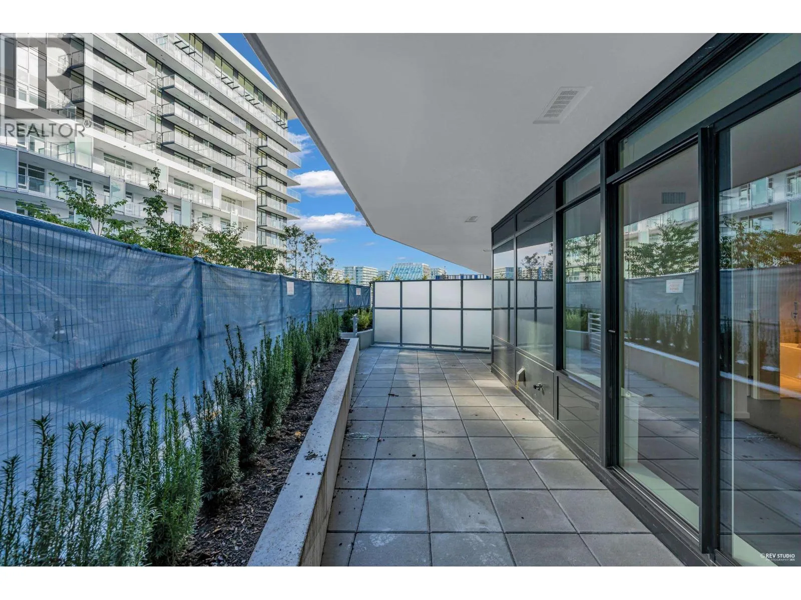 439 6500 MINORU BOULEVARD