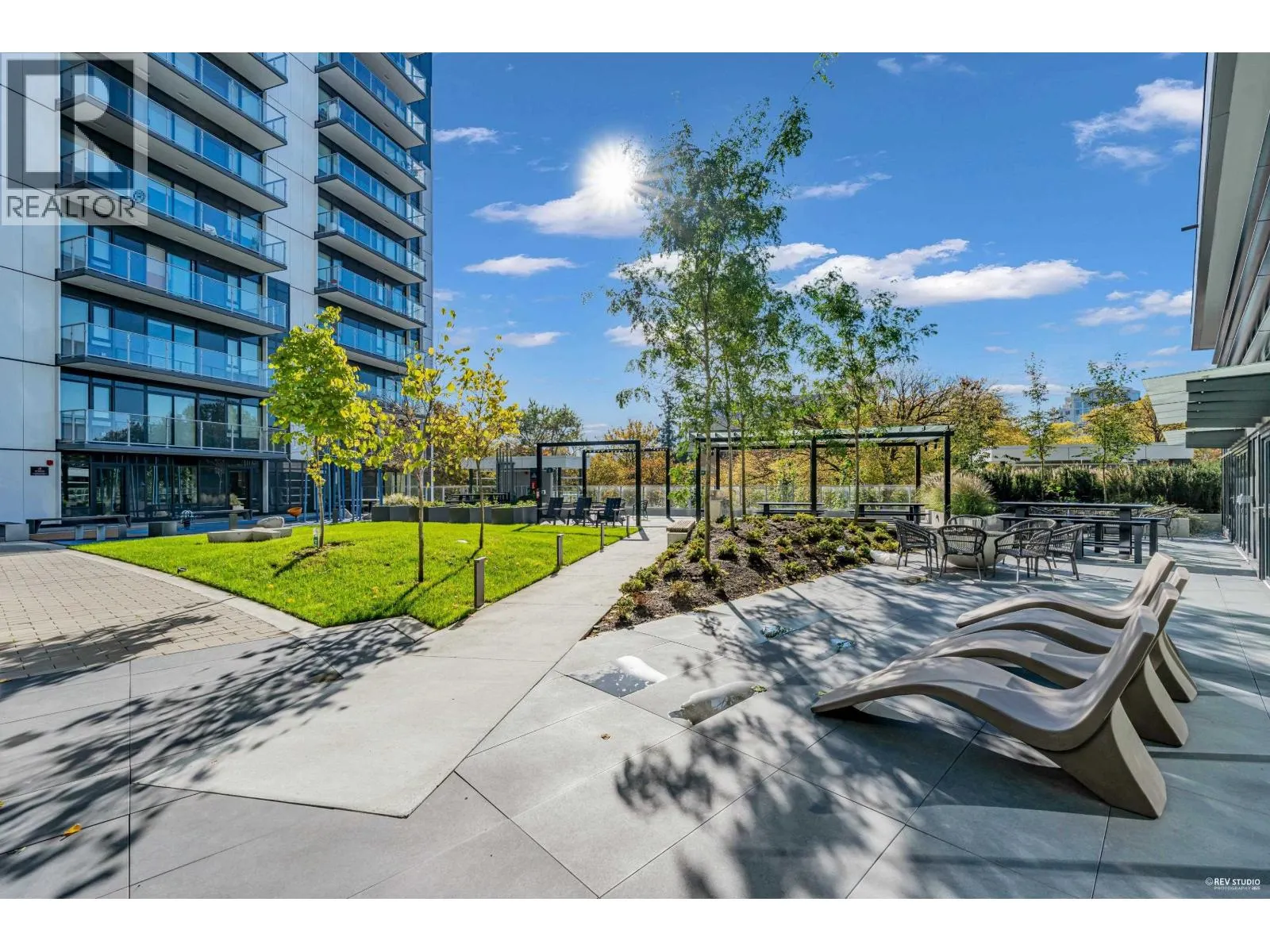 439 6500 MINORU BOULEVARD