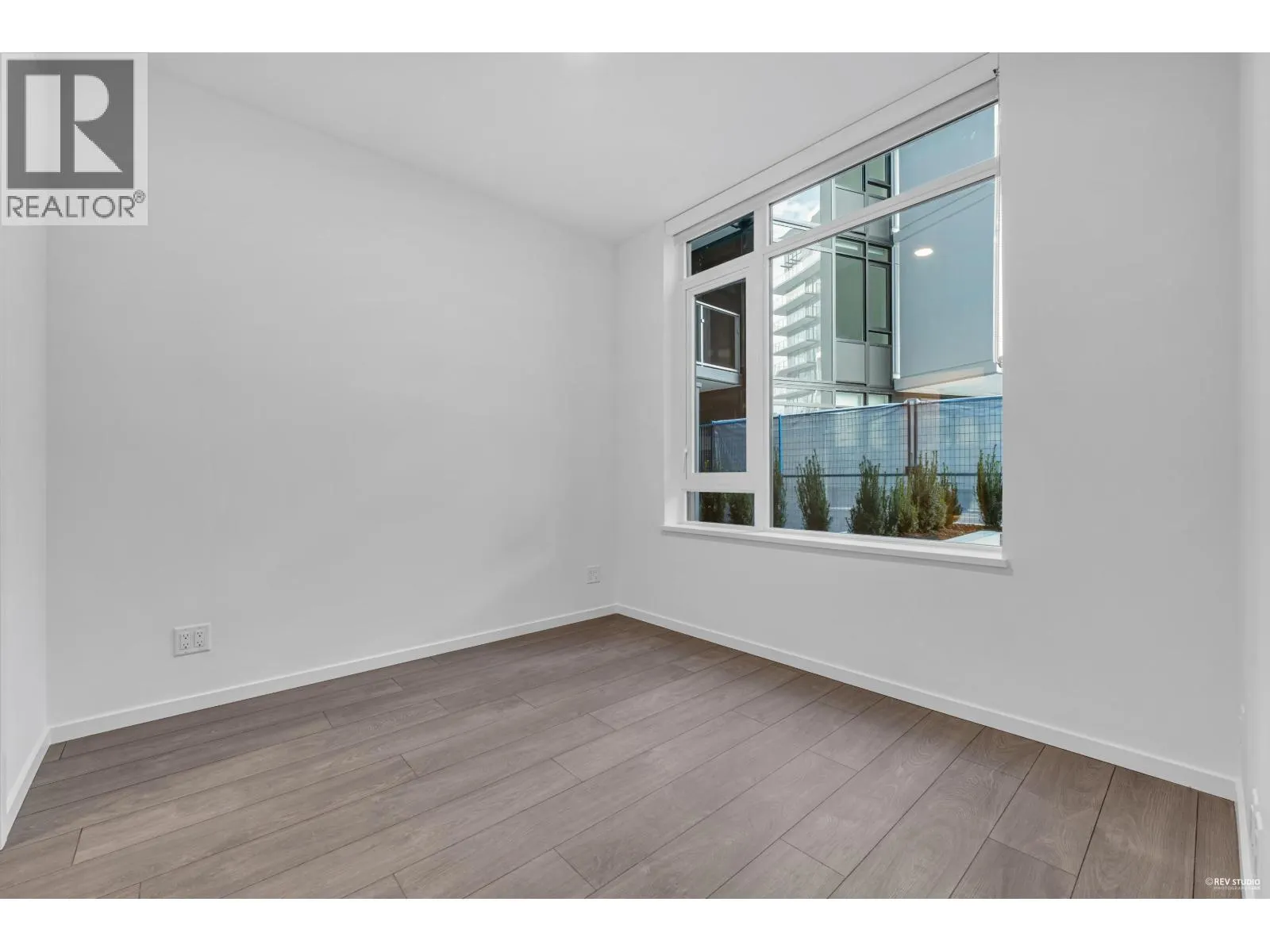 439 6500 MINORU BOULEVARD
