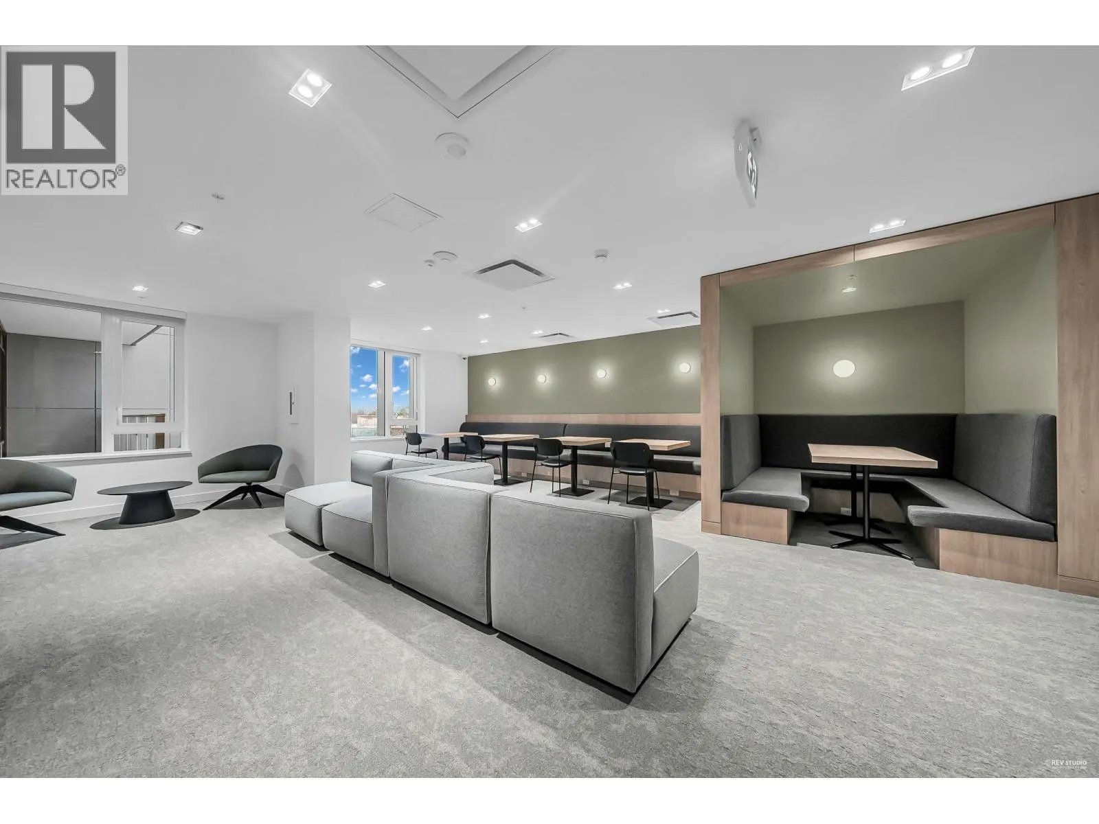 439 6500 MINORU BOULEVARD