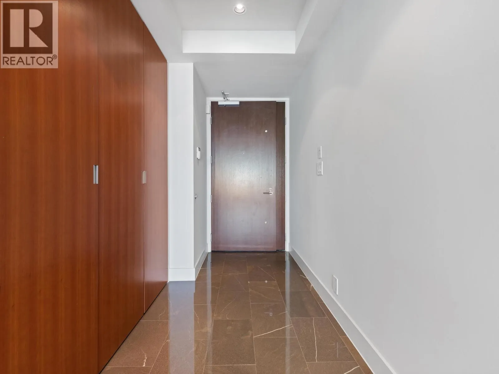 2803 1077 W CORDOVA STREET