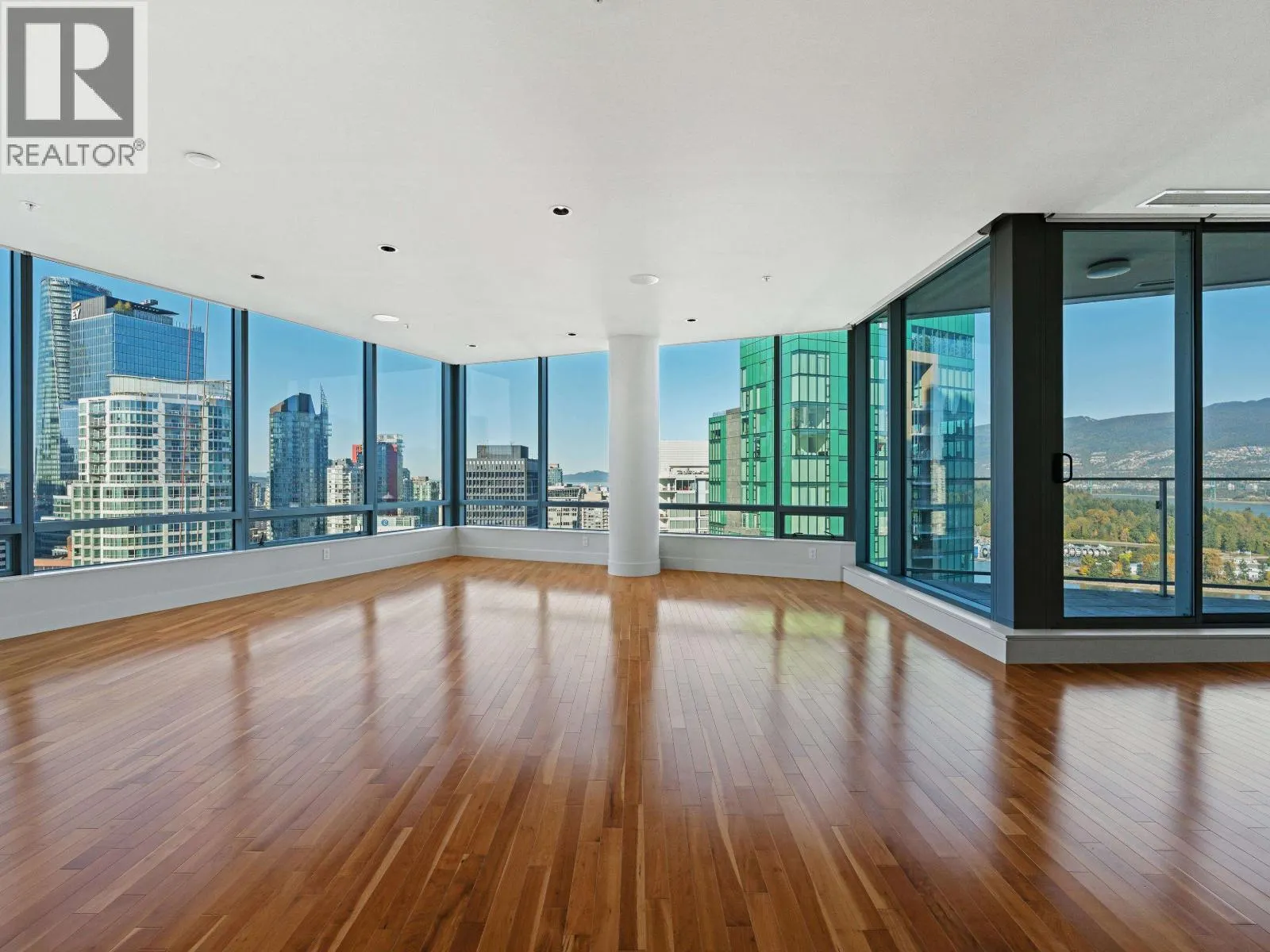 2803 1077 W CORDOVA STREET