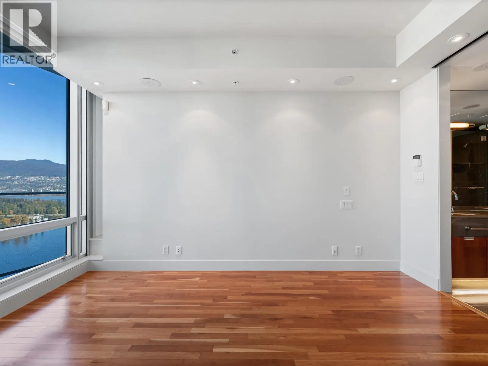 2803 1077 W CORDOVA STREET