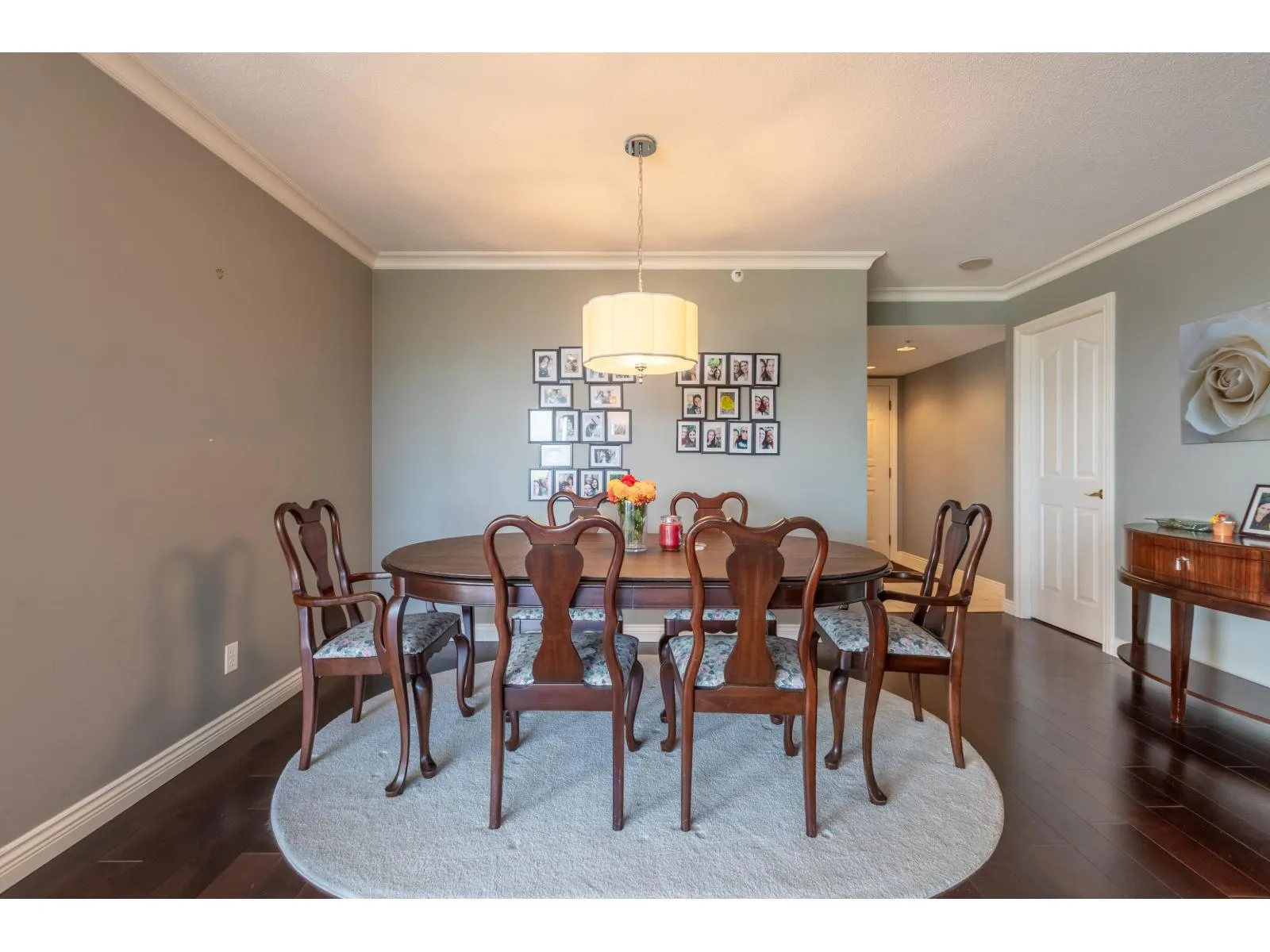 801 3190 GLADWIN ROAD
