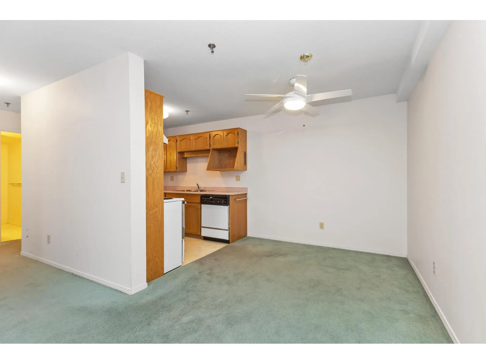 103 33535 KING ROAD