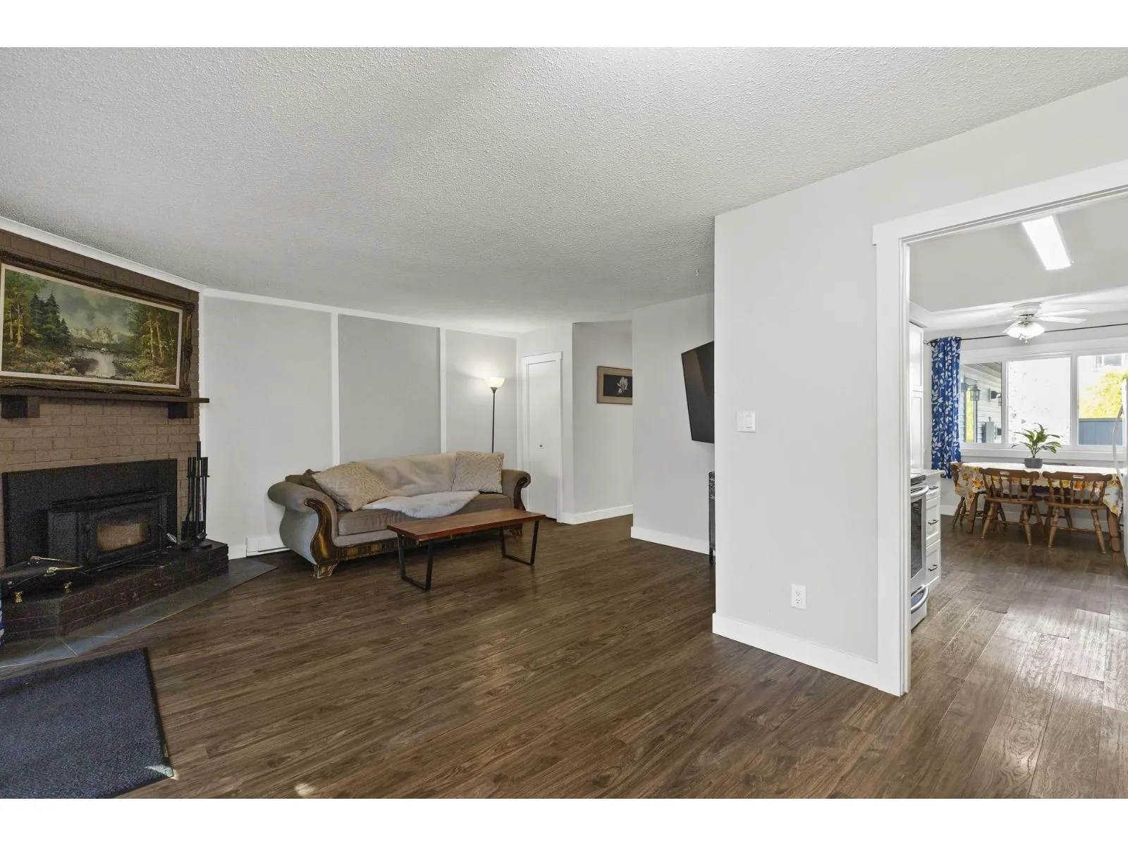 46 46689 FIRST AVENUE|Chilliwack Proper East