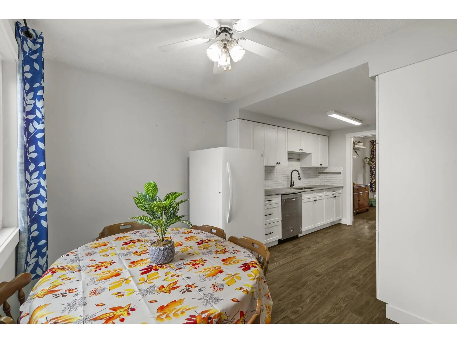 46 46689 FIRST AVENUE|Chilliwack Proper East