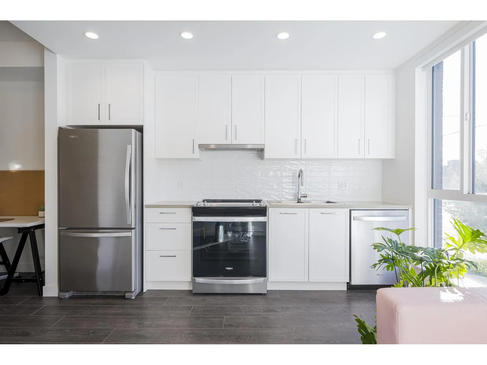 B226 20834 80 AVENUE