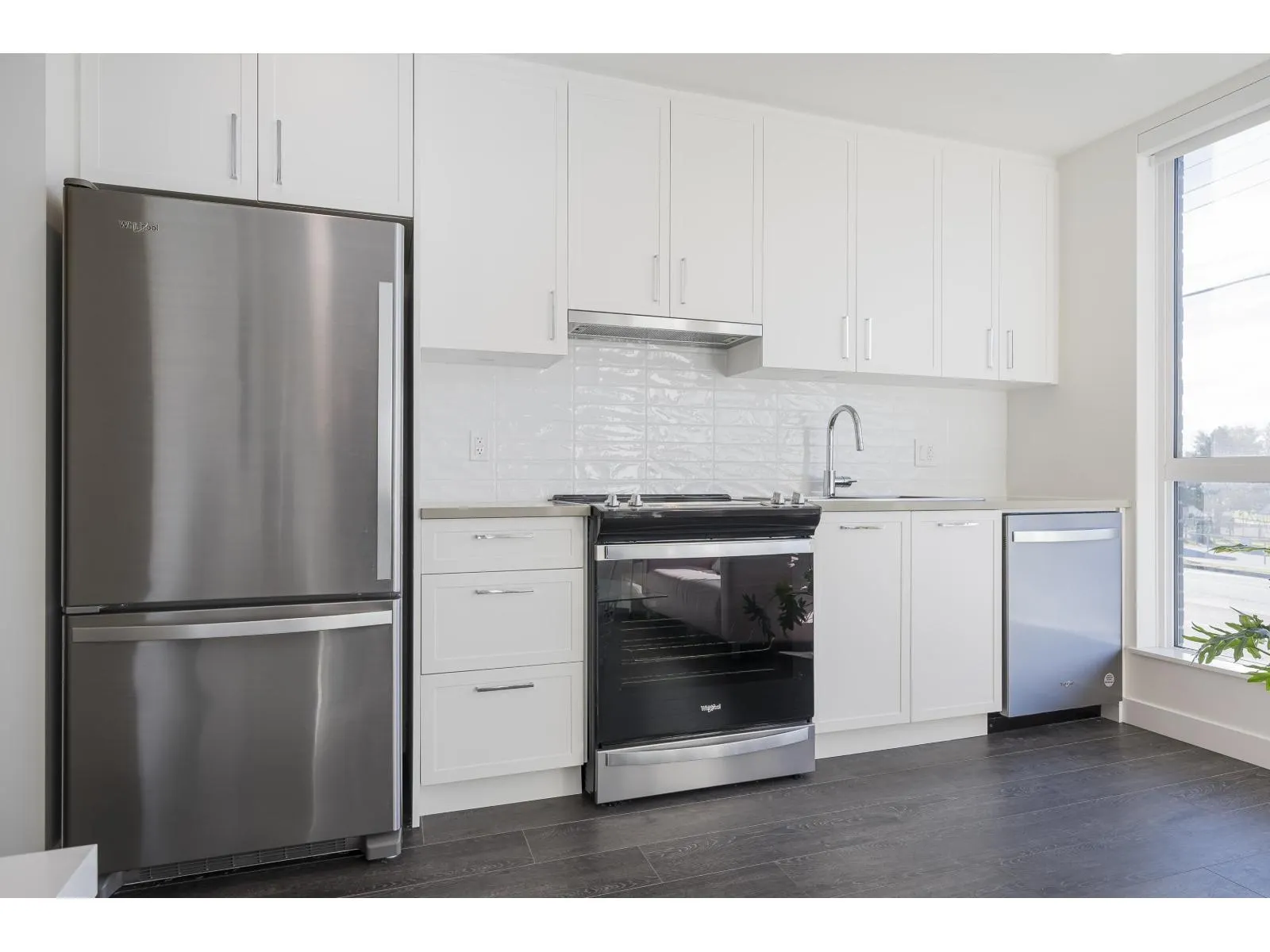 B226 20834 80 AVENUE