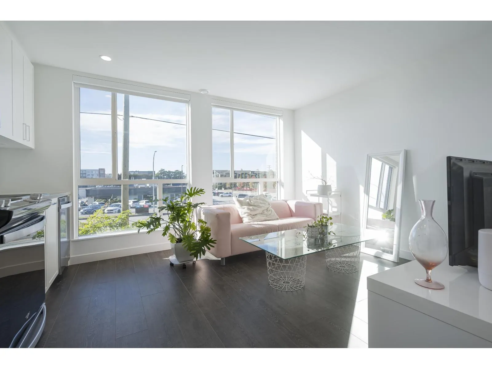 B226 20834 80 AVENUE