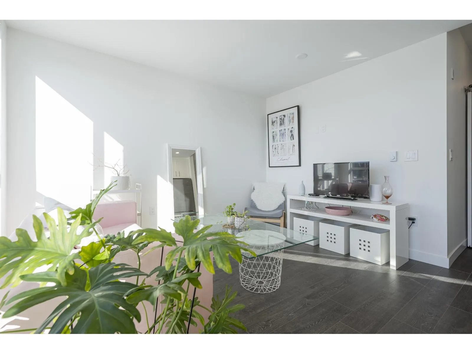 B226 20834 80 AVENUE