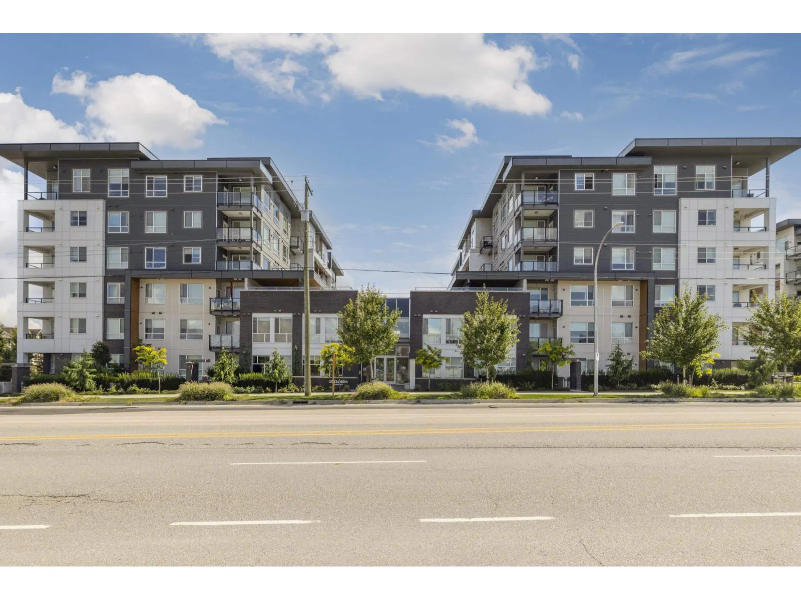 B226 20834 80 AVENUE