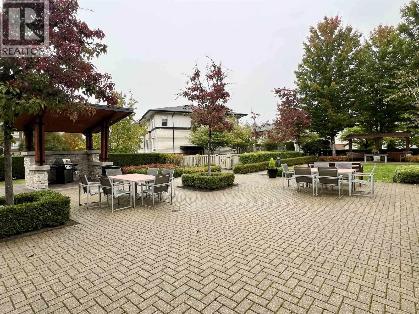 1905 3100 WINDSOR GATE