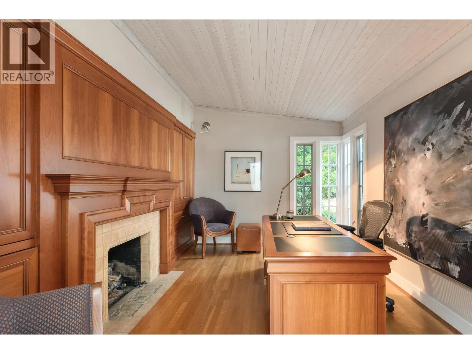 4708 DOGWOOD LANE