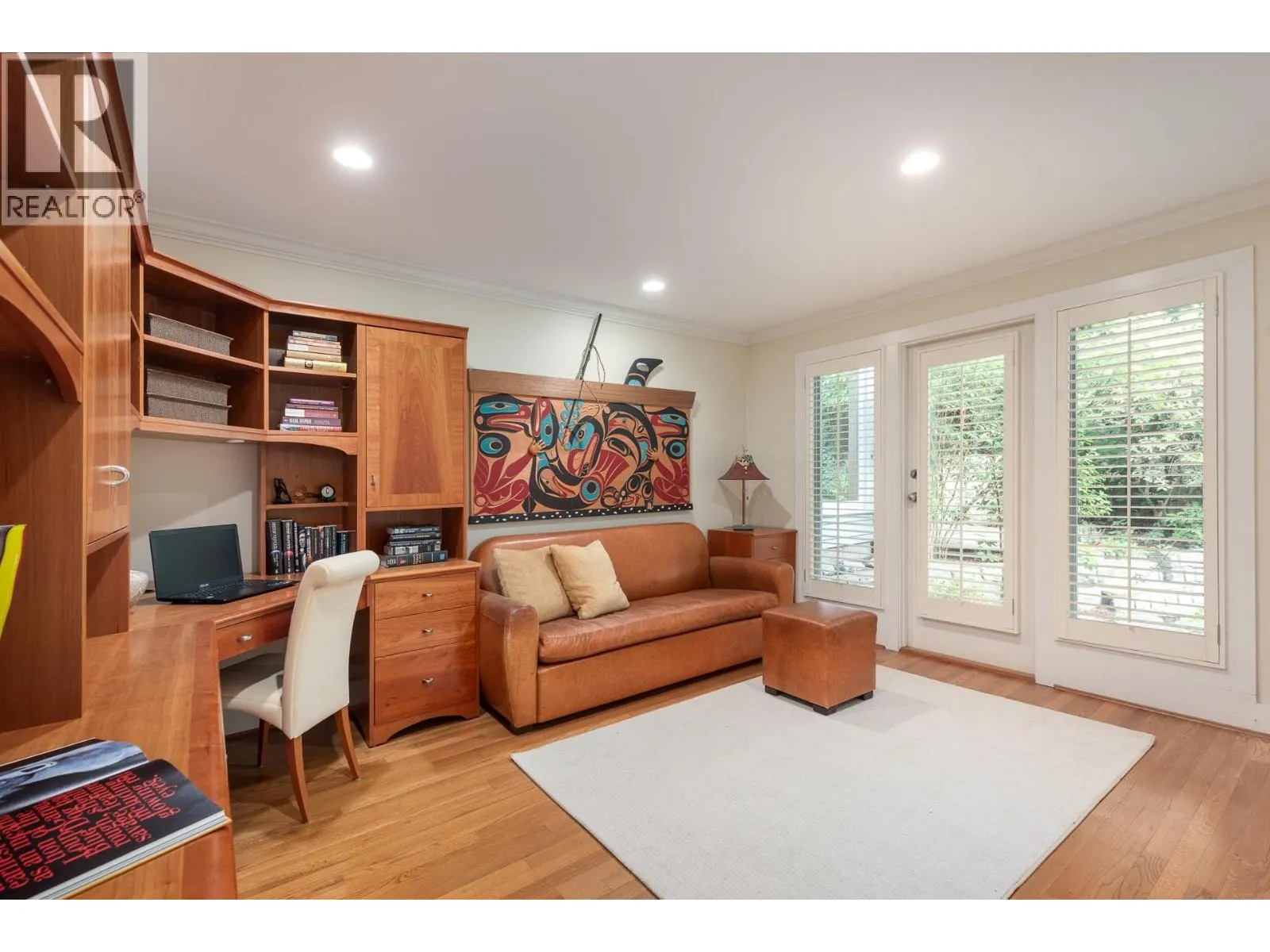 4708 DOGWOOD LANE