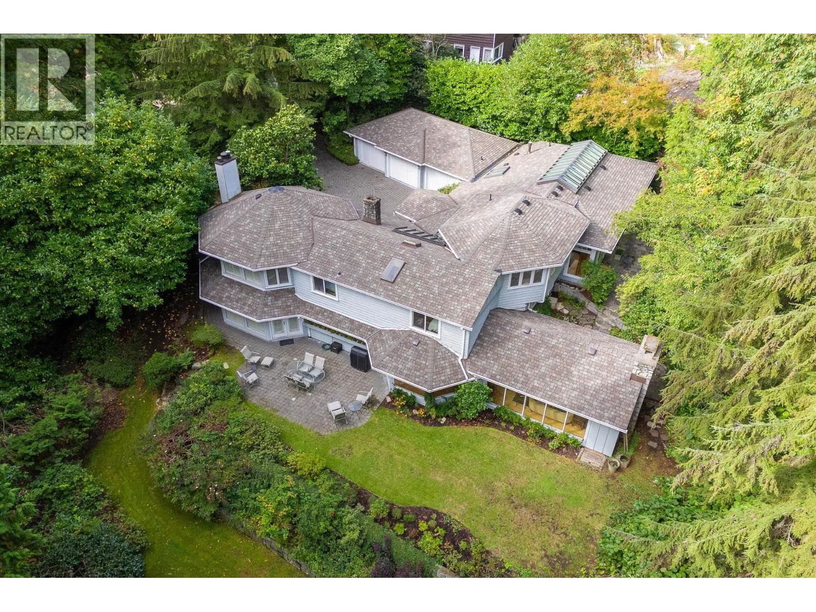 4708 DOGWOOD LANE