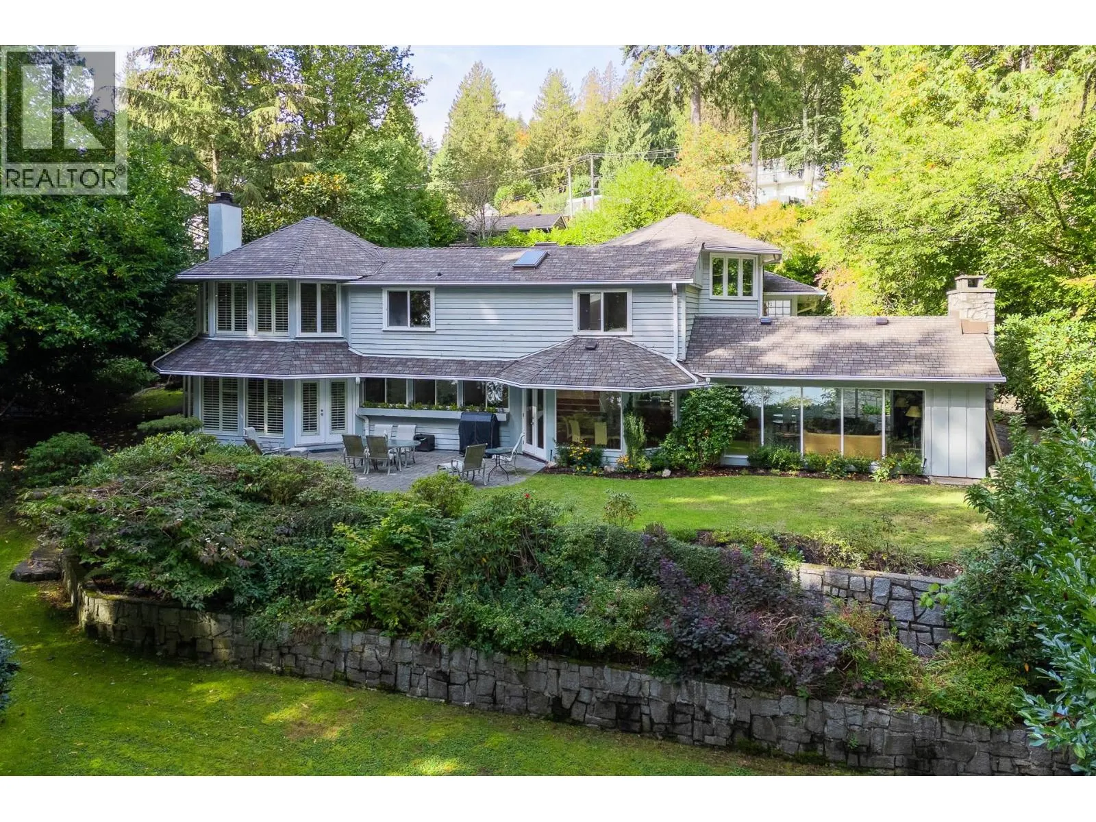 4708 DOGWOOD LANE