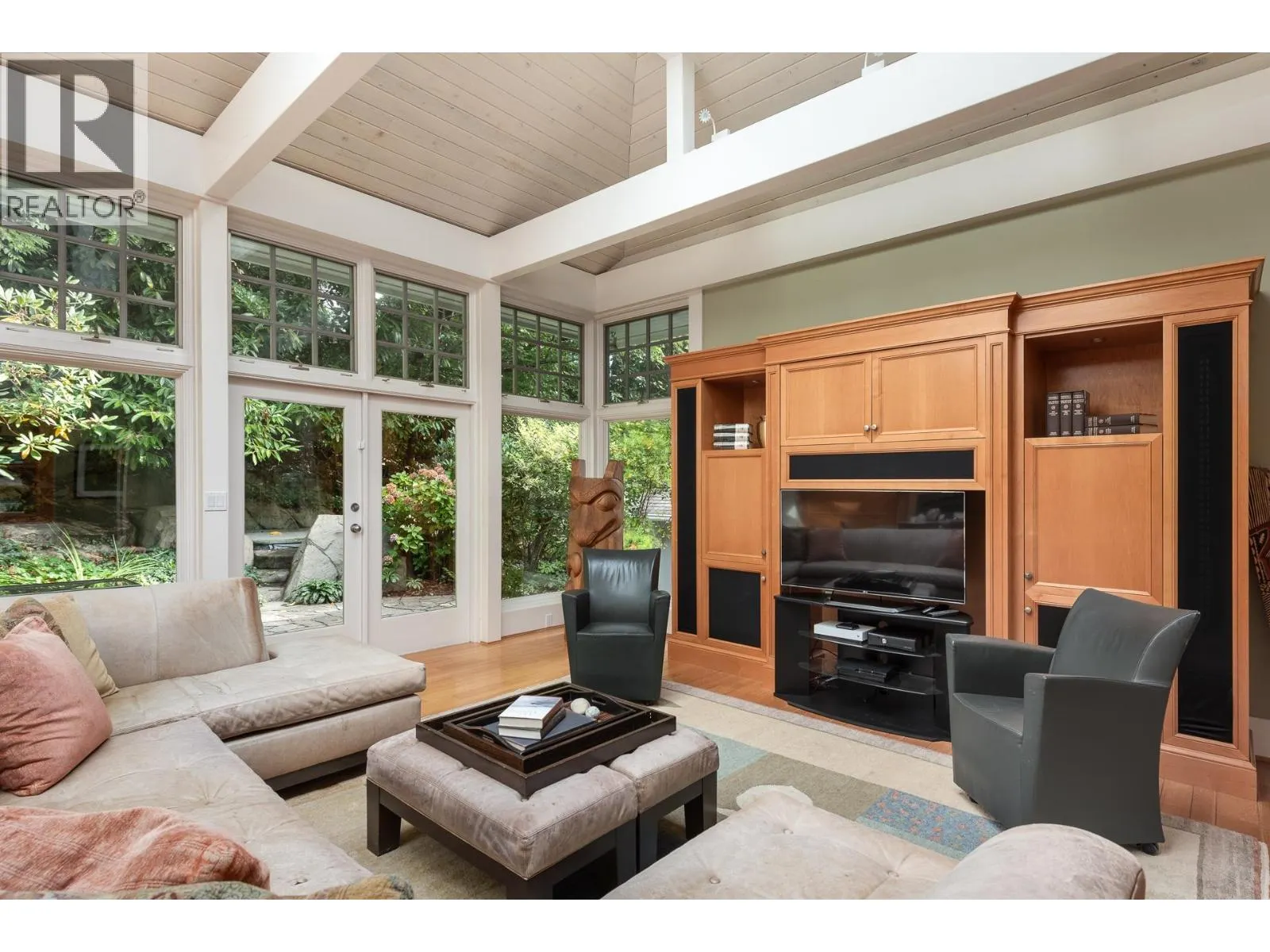 4708 DOGWOOD LANE
