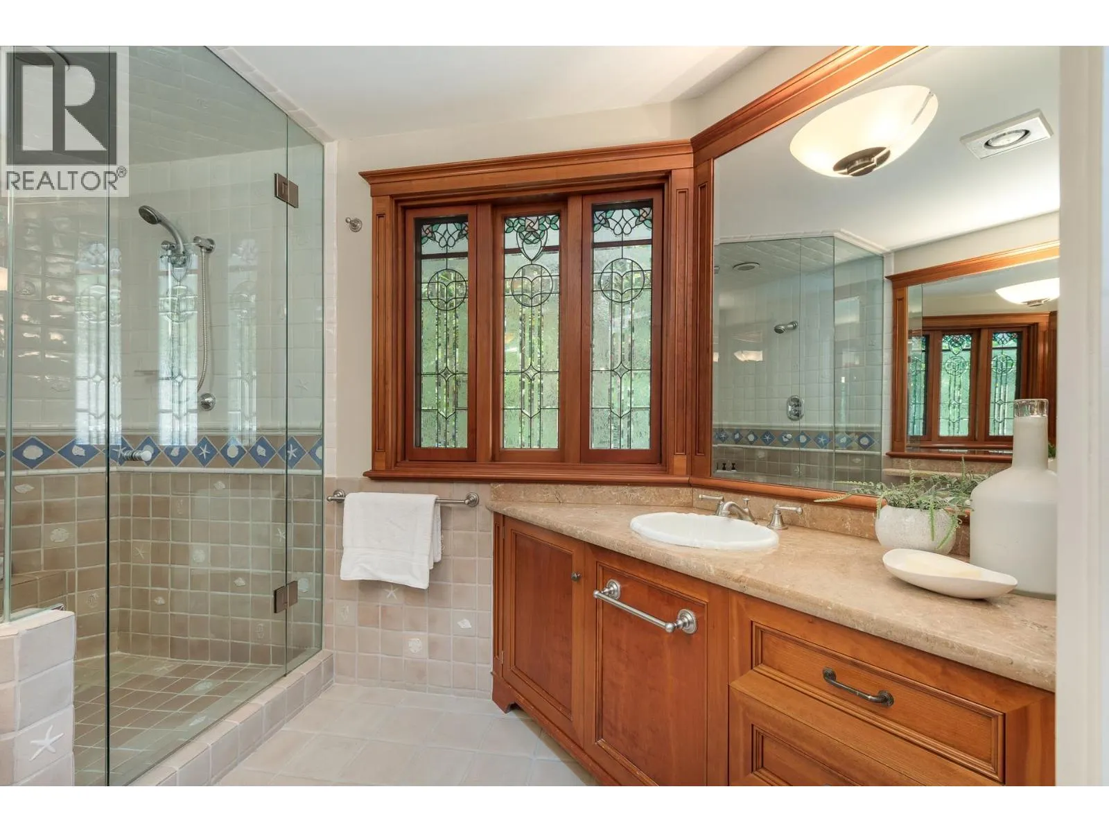 4708 DOGWOOD LANE